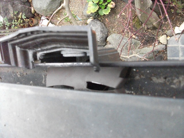 定期清掃が推奨される雨樋